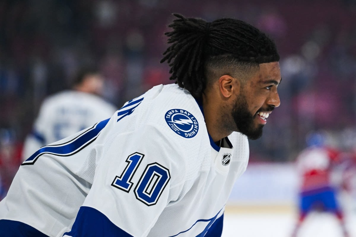 Patrick Roy a ‘big reason’ why Anthony Duclair decided to sign with Islanders | amNewYork