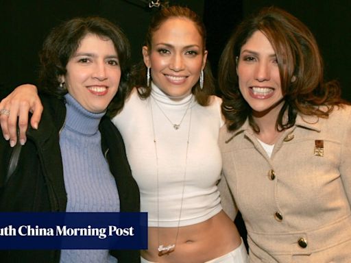 Who are Jennifer Lopez’s supportive sisters, Lynda and Leslie Lopez?