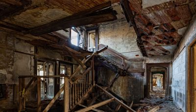 See inside the McNeal Mansion, an abandoned 10,000-square-foot home from the 1800s that nature is reclaiming