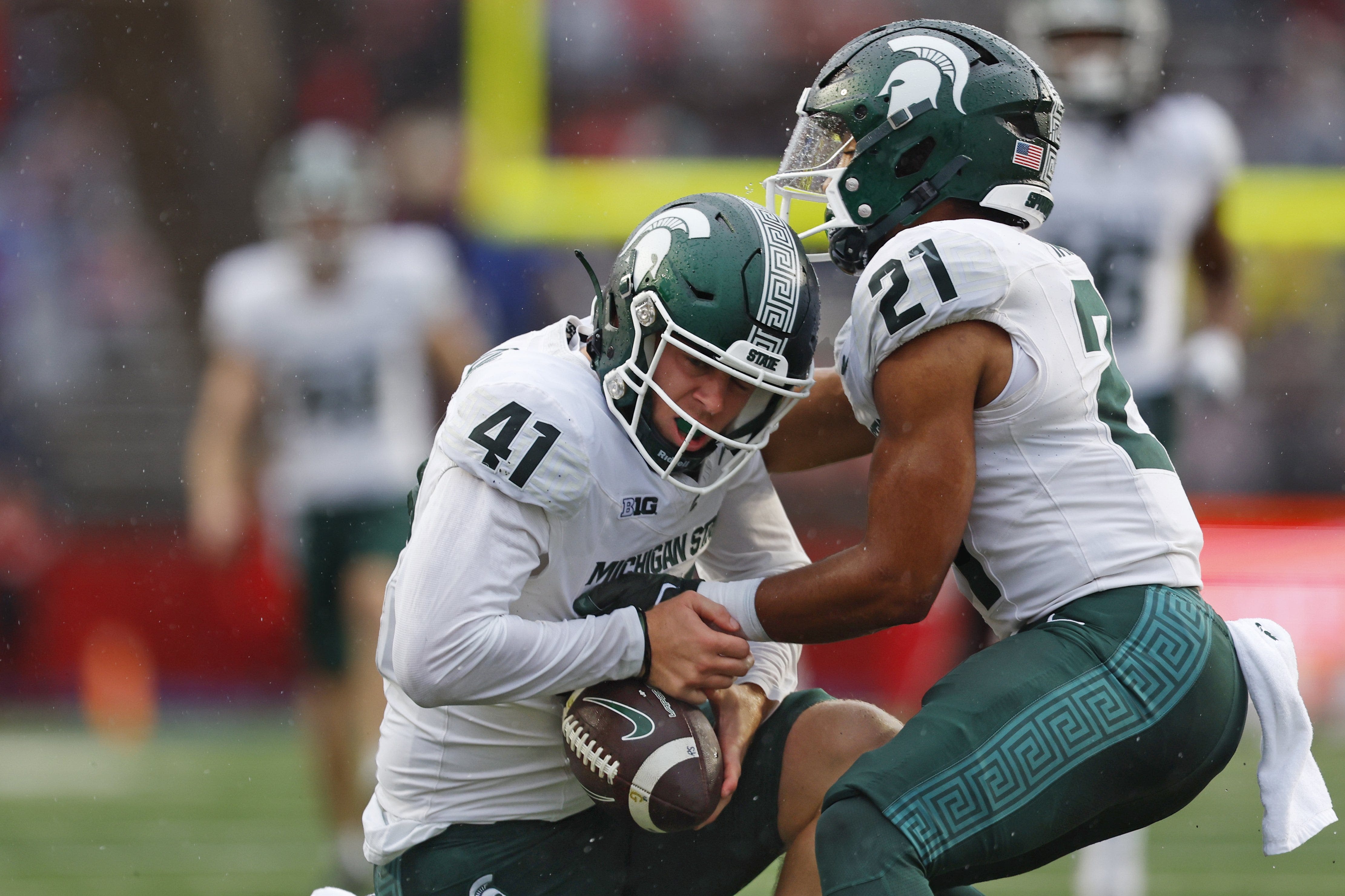 Derrick Harmon, ex-Michigan State football starting DT, staying in the Big Ten at Oregon