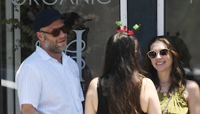 Seth Rogen Seen at Ariana Madix, Katie Maloney's Sandwich Shop