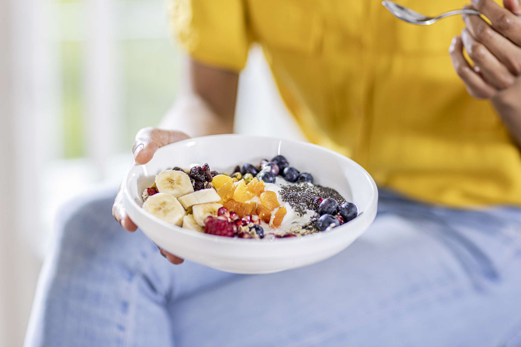 17 Fiber-Rich Fruits To Add to Your Diet, According to a Dietitian