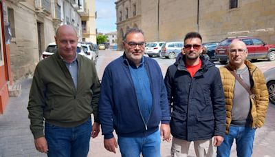 El portavoz municipal del PSOE se desplaza a Navarra para conocer la situación de los vecinos/as de Jódar desplazados a la campaña del espárrago
