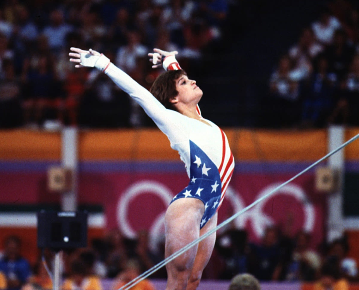 Gymnastics Legend Mary Lou Retton Makes Opinion of Simone Biles Extremely Clear