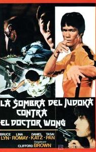 La sombra del judoka contra el doctor Wong