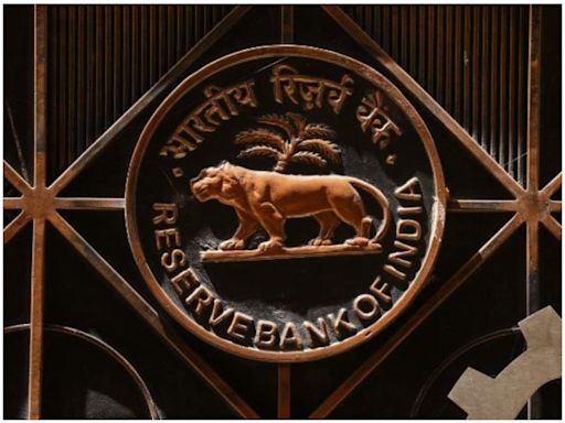 RBI tightens domestic Money Transfer rules, adds new security factors