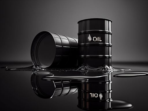 Oil Price Outlook: Brent Crude Eyes Further Gains on Supply Risks