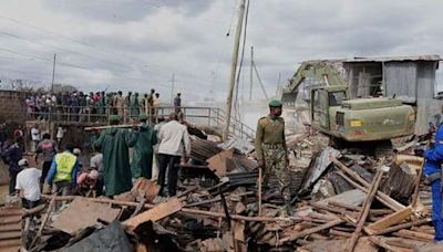 Kenia derriba casas por inundaciones