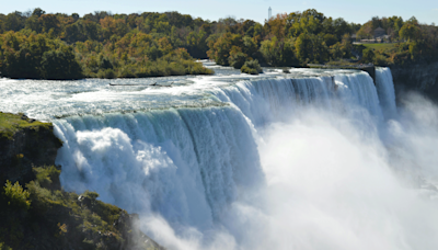 The most "Instagrammable" waterfalls in the world? Social media tells you where to go!