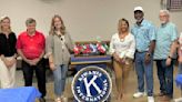 Noon Kiwanis hosts Carver Park Bears coach