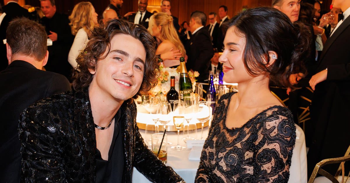 Kylie Jenner Is Not Pregnant, Still Dating Timothee Chalamet