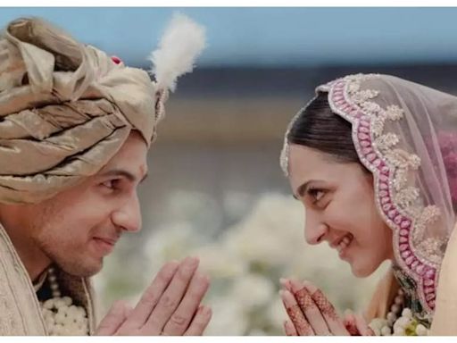 Throwback: When Kiara Advani shared emotional first reaction to seeing Sidharth Malhotra as her groom | Hindi Movie News - Times of India