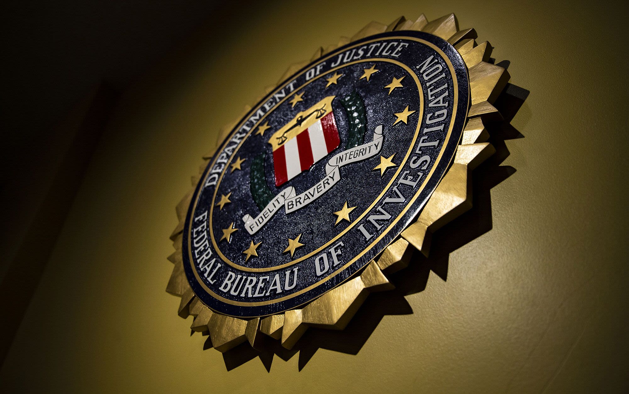 Big Tech IT Distributor Carahsoft Raided by FBI in Virginia