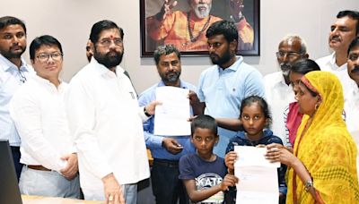 Mumbai: Chief Minister Eknath Shinde Gives Compensation Cheque And Job To Kin Of 'Untraceable' JCB Operator