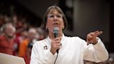 Stanford names basketball court for Tara VanDerveer