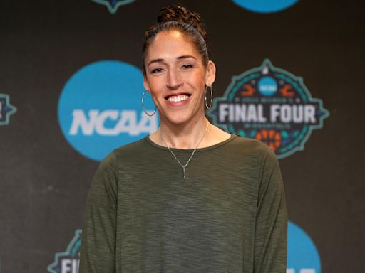 Rebecca Lobo's Nine-Word Reaction to Caitlin Clark's Triple-Double Says it All