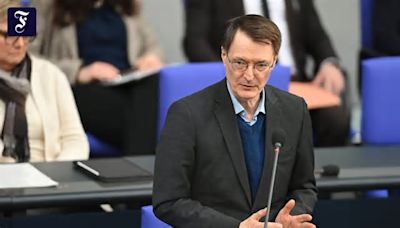 Karl Lauterbachs Pflege-Pläne kosten Steuermilliarden