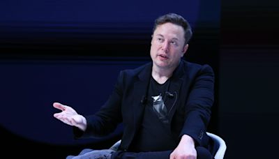 Elon Musk wants Tesla to invest $5 billion into his newest startup, xAI — if shareholders approve