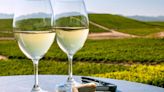 “Las chanclas del vino”: tres marcas baratas para este verano, ligeras, frescas y por menos de 12 euros