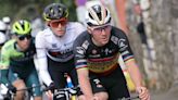 Remco Evenepoel tests Tour de France form during Critérium du Dauphiné début