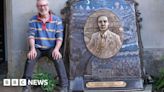 JRR Tolkien memorial unveiled at Pembroke College