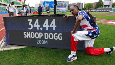 Snoop Dogg delivers mic drop moments at U.S. trials as 52-year-old runs 200m in 34.44 seconds