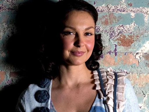 La odisea de Ashley Judd: la triple violación que denunció, la depresión y la cancelación de Hollywood