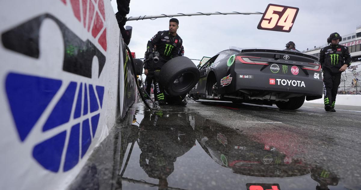 NASCAR New Hampshire Auto Racing