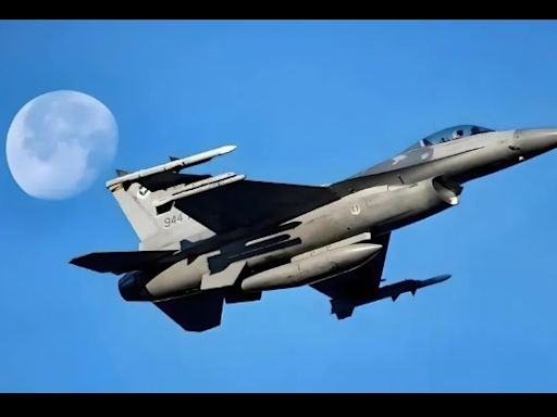 F-16 來了！ 敖德薩上空現身4架 俄國怒了：導彈隨時打「第三國」機場