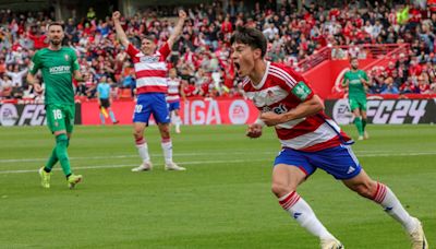 LaLiga. El Granada arrasa a Osasuna y se aferra a sus opciones