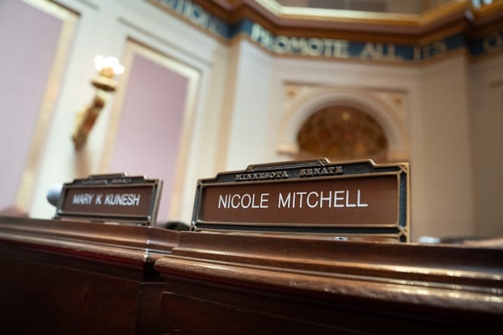 DFL Sen. Nicole Mitchell returns to Capitol after burglary charge, casts votes amid criticism