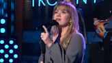 Kelly Clarkson Performs Touching Cover of Miley Cyrus' Hit 'Used to Be Young' for Kellyoke — Watch!