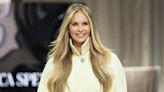 Elle Macpherson cumple 60 años: repasamos los hitos que han marcado la vida de una de las grandes leyendas de la pasarela