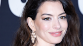 Anne Hathaway's fresh-out-the-shower hair is the epitome of mermaidcore