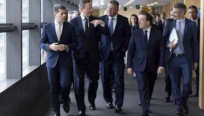 Albares y Cameron se reúnen mañana en Bruselas para perfilar el acuerdo político sobre Gibraltar