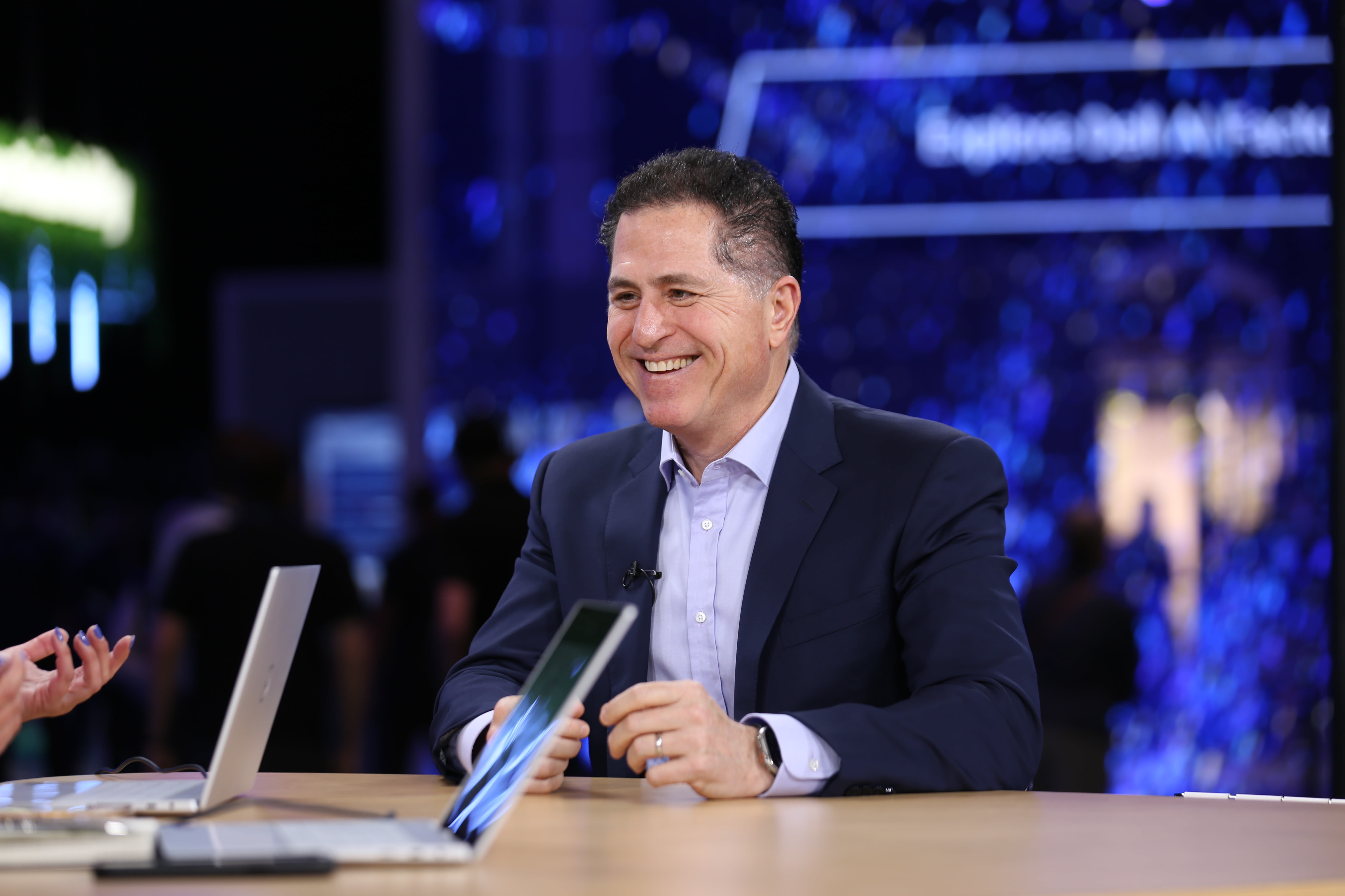 Dell's stock plummets as rising demand for AI servers eats away at its gross margin - SiliconANGLE