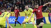 1-0: Albania, rival de España en la Eurocopa, cae en Suecia plantando batalla