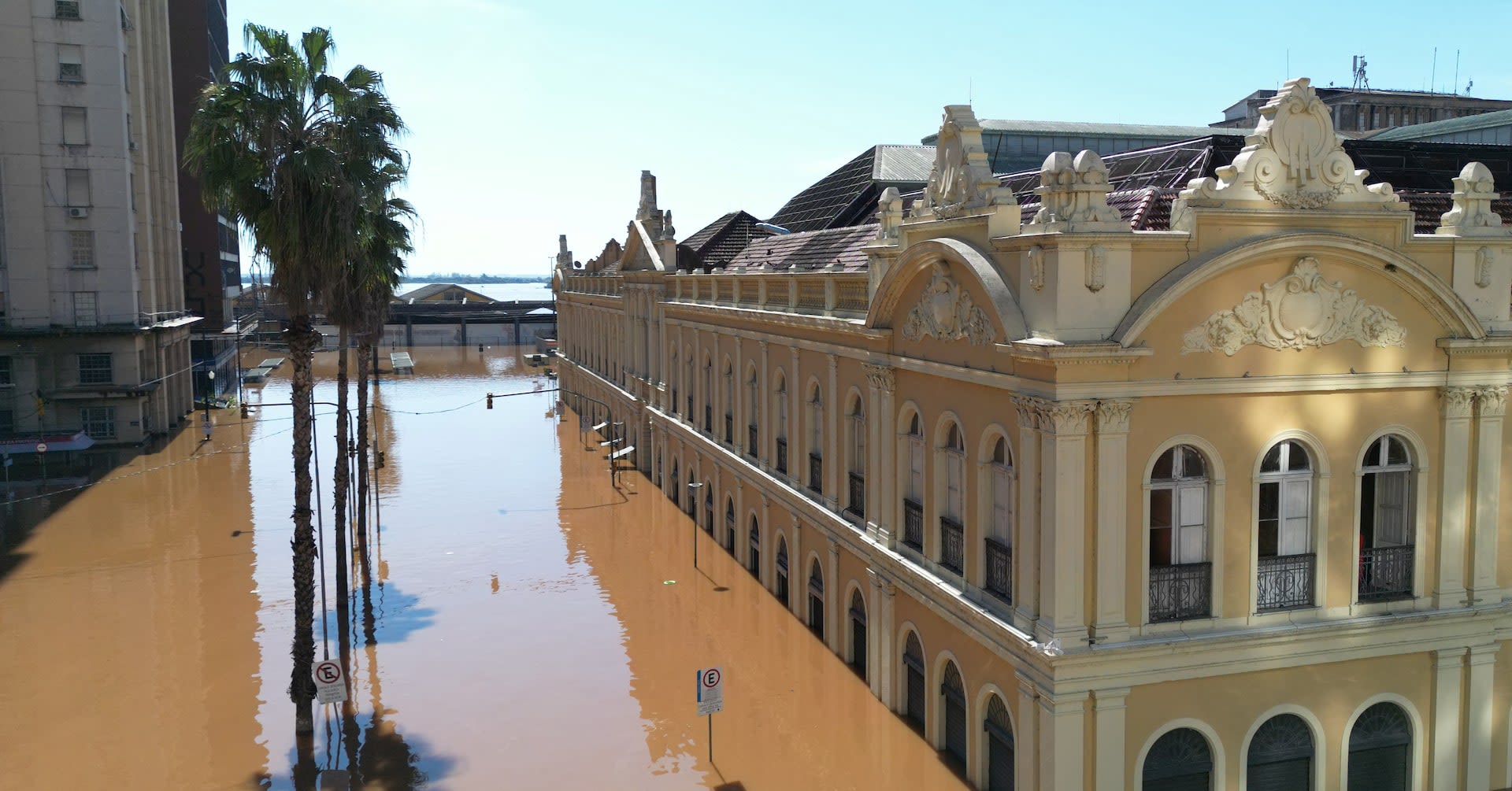 Brazil floods leave 150,000 homeless, scores dead or missing