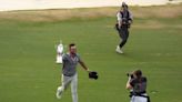 One of Texas’ biggest golfers give young fan the moment of a lifetime at the U.S. Open