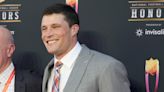 Luke Kuechly to rejoin Panthers as member of radio broadcast booth