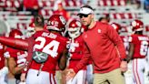 Film room: Lincoln Riley teaches his players how to adjust after the snap
