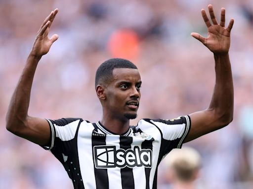 What Chelsea £115m move for Alexander Isak means for Arsenal as transfer challenge clear