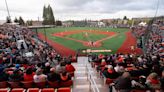 Ducks use the long ball to capture one game in Corvallis