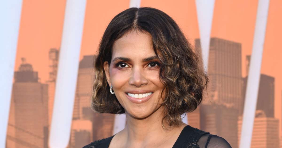 Halle Berry Makes Bold Claim About Blake Lively and Ryan Reynolds