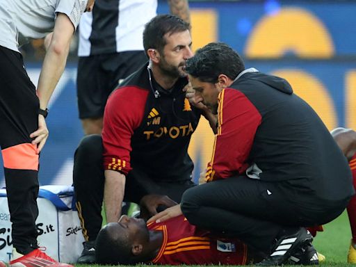 Roma players did right refusing to play after Ndicka collapsed, says coach