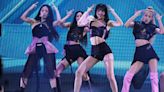 BLACKPINK Shuts Down The Stage in Debut MTV Video Music Awards Performance