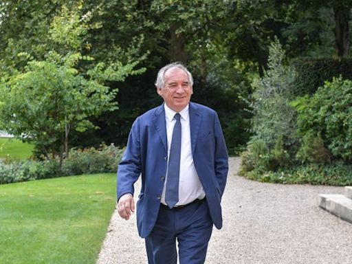 Gouvernement Barnier : Bayrou « pour le renouvellement intégral ou quasi intégral » des ministres