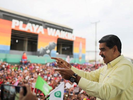 Maduro en Puerto Cabello y los Rodríguez en Guatire piden votar por el chavismo el 28 de julio