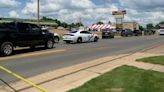 10 shot, 2 killed in Arkansas grocery store shooting