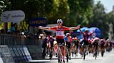 Giro d'Italia Women: Lotte Kopecky dominates sprint to win stage 5